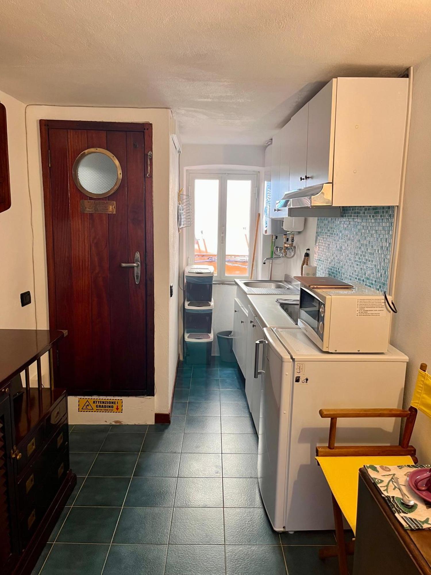 Rioroooms Oblo Apartment Riomaggiore Bagian luar foto